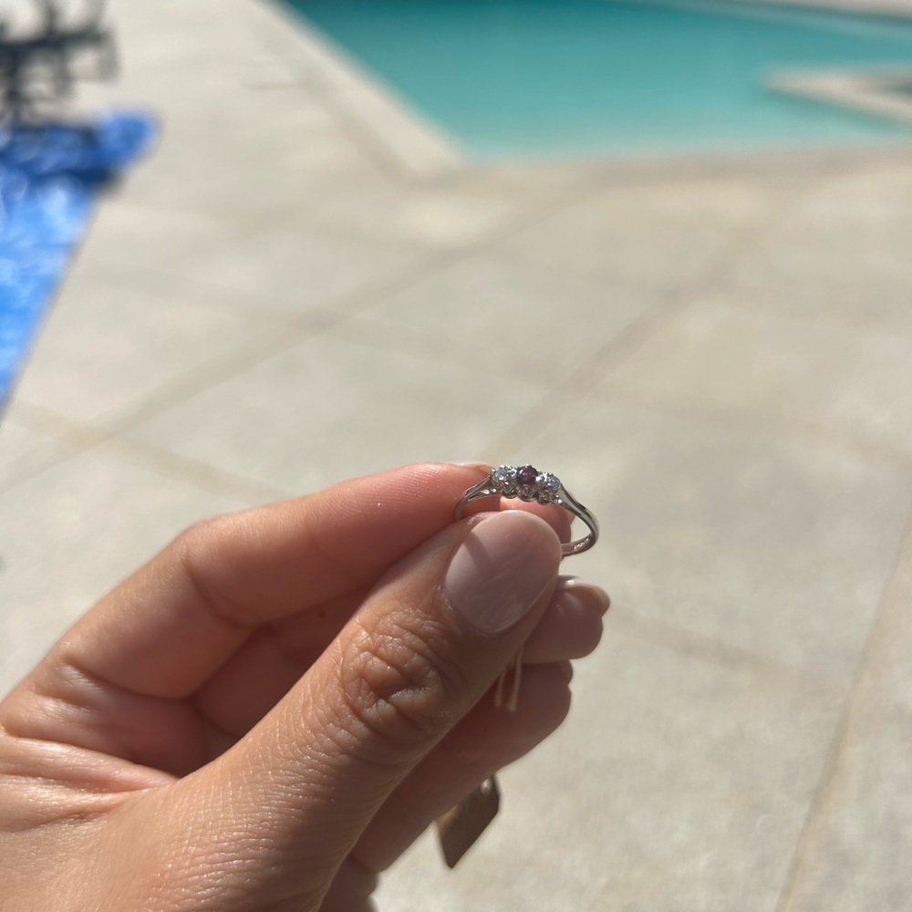Ruby & Diamond Ring - Picture 2 of 5